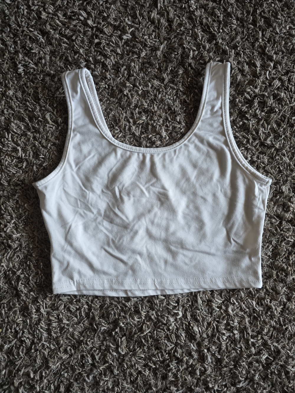 SHEIN White Scoop Neck Crop Tank